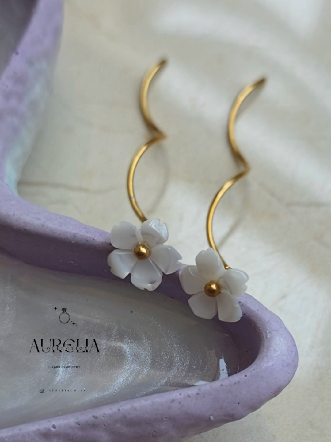 گوشواره کرلی گل یاس